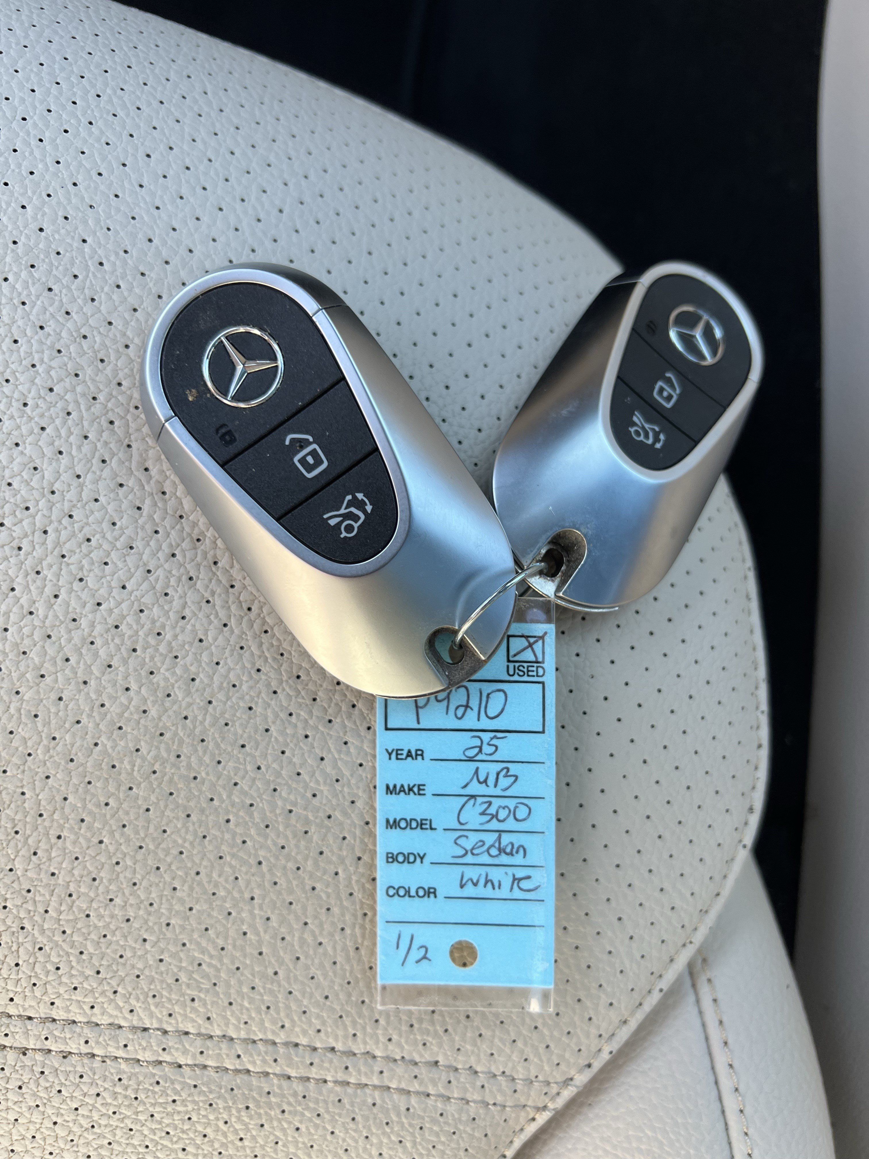 Used 2025 Mercedes-Benz C 300 Sedan image 38