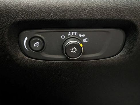 Used 2020 Chevrolet Traverse LS w/ LPO, Blackout Package FWD image 13