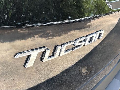 Certified 2024 Hyundai Tucson SEL w/ Convenience Package FWD image 10
