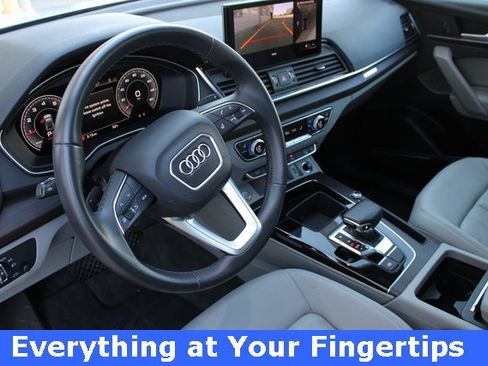 Used 2022 Audi Q5 2.0T Premium Plus w/ Premium Plus Package image 2