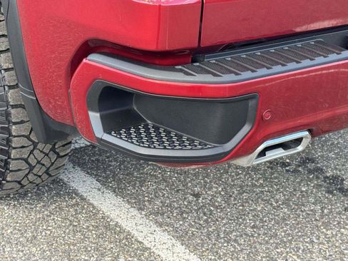 Used 2023 GMC Sierra 1500 AT4 w/ AT4 Premium Package image 13