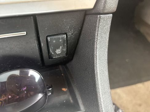 Used 2007 Chrysler 300 C RWD image 6