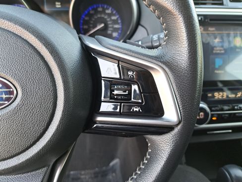 Used 2019 Subaru Outback 3.6R Limited w/ Popular Package #2 AWD/4WD image 17