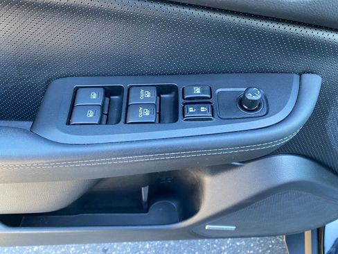 Used 2016 Subaru Outback 3.6R Limited image 12