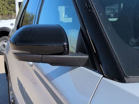 New 2026 Ford Explorer Platinum image 11