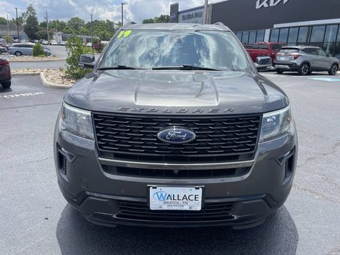 Used 2019 Ford Explorer Sport w/ Equipment Group 401A AWD/4WD image 2