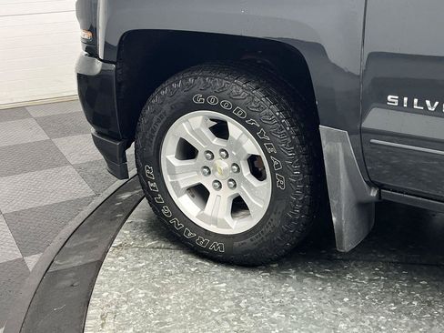 Used 2017 Chevrolet Silverado 1500 LT w/ All Star Edition AWD/4WD image 6