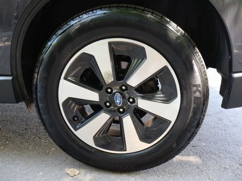 Used 2017 Subaru Forester 2.5i Limited AWD/4WD image 42