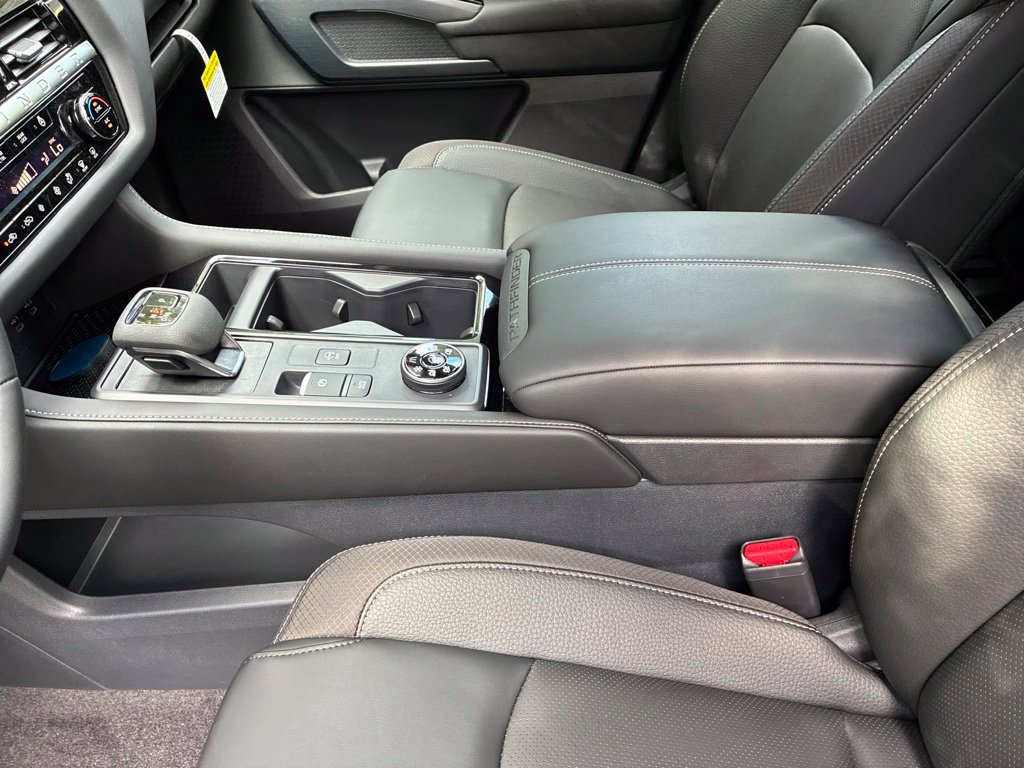 New 2026 Nissan Pathfinder SL AWD/4WD image 24