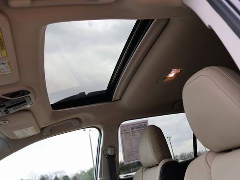 Used 2021 Subaru Outback Limited XT image 27