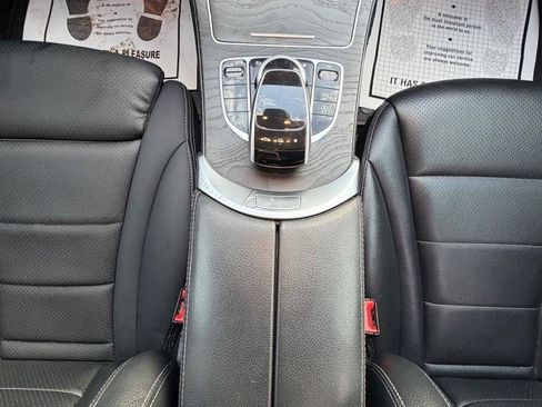 Used 2015 Mercedes-Benz C 300 4MATIC Sedan image 24