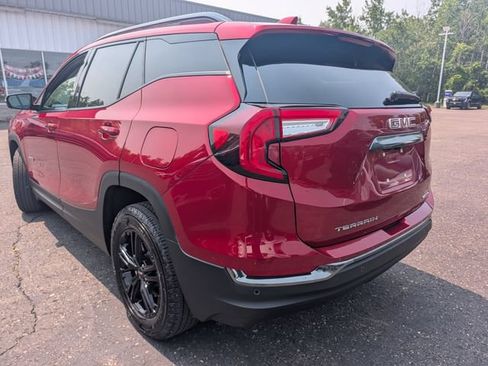 Used 2024 GMC Terrain AT4 AWD/4WD image 5