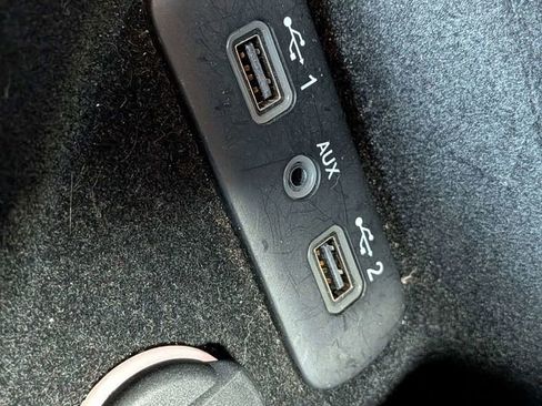 Used 2022 Dodge Challenger GT RWD image 21