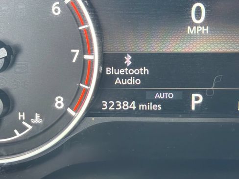 Used 2023 Nissan Rogue S AWD/4WD image 23