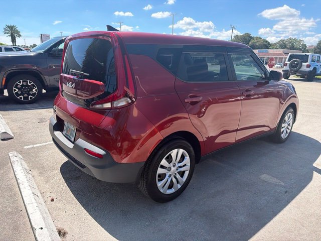 Certified 2022 Kia Soul LX FWD image 7