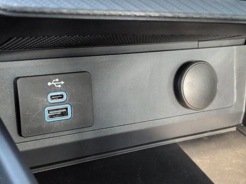 Used 2025 Ford Mustang GT RWD image 19