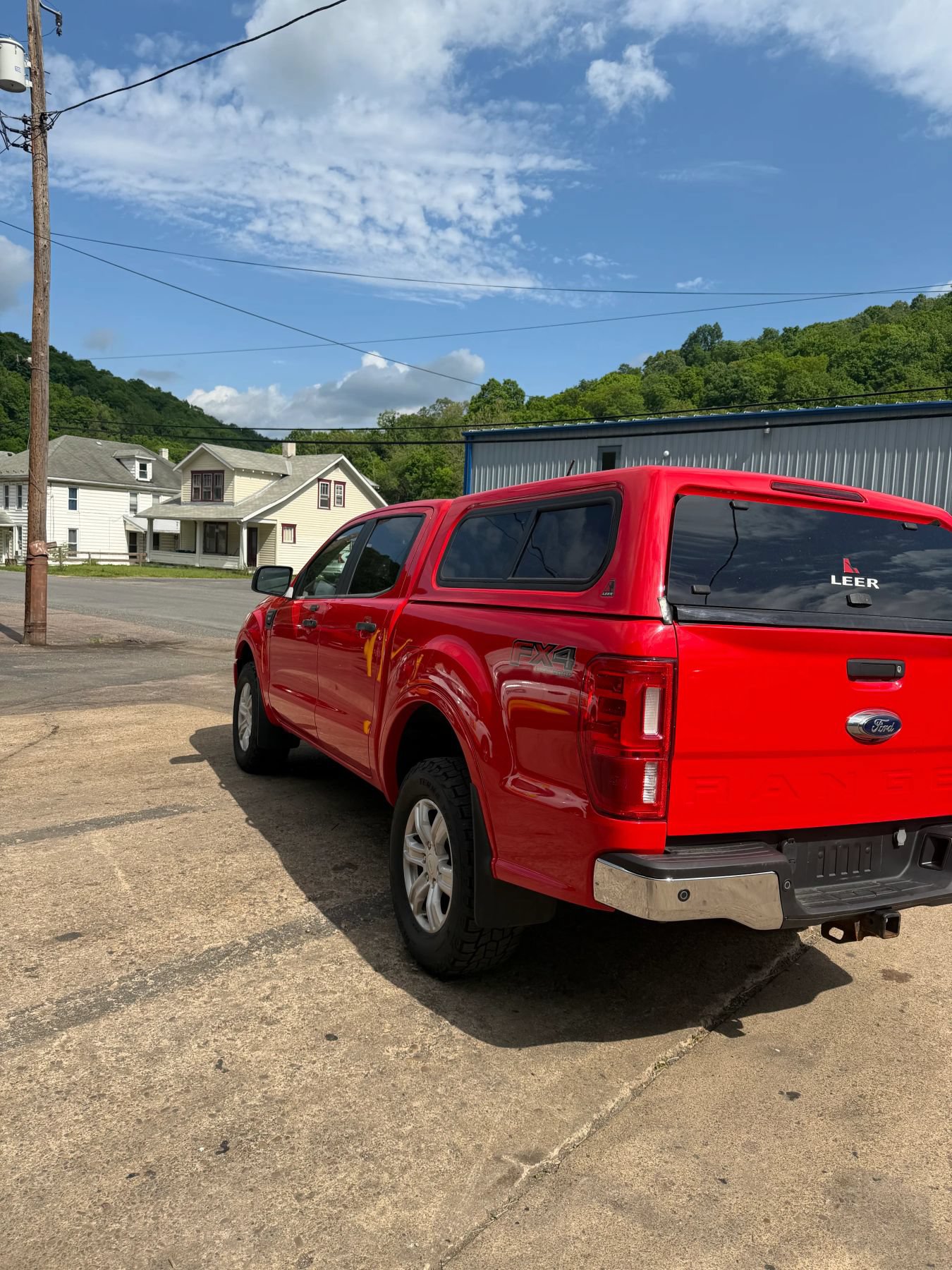 Used 2020 Ford Ranger XLT w/ FX4 Off-Road Package AWD/4WD image 3