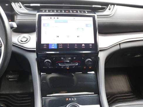 Used 2022 Jeep Grand Cherokee L Limited w/ Luxury Tech Group II RWD image 25
