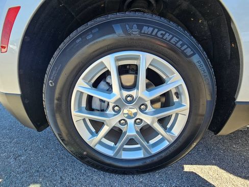 Certified 2022 Chevrolet Equinox LT FWD image 24
