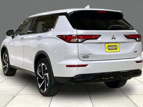 Used 2023 Mitsubishi Outlander SE AWD/4WD image 11