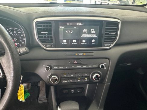 Used 2021 Kia Sportage LX FWD image 22