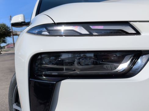 New 2026 BMW X7 xDrive40i w/ M Sport Package image 5