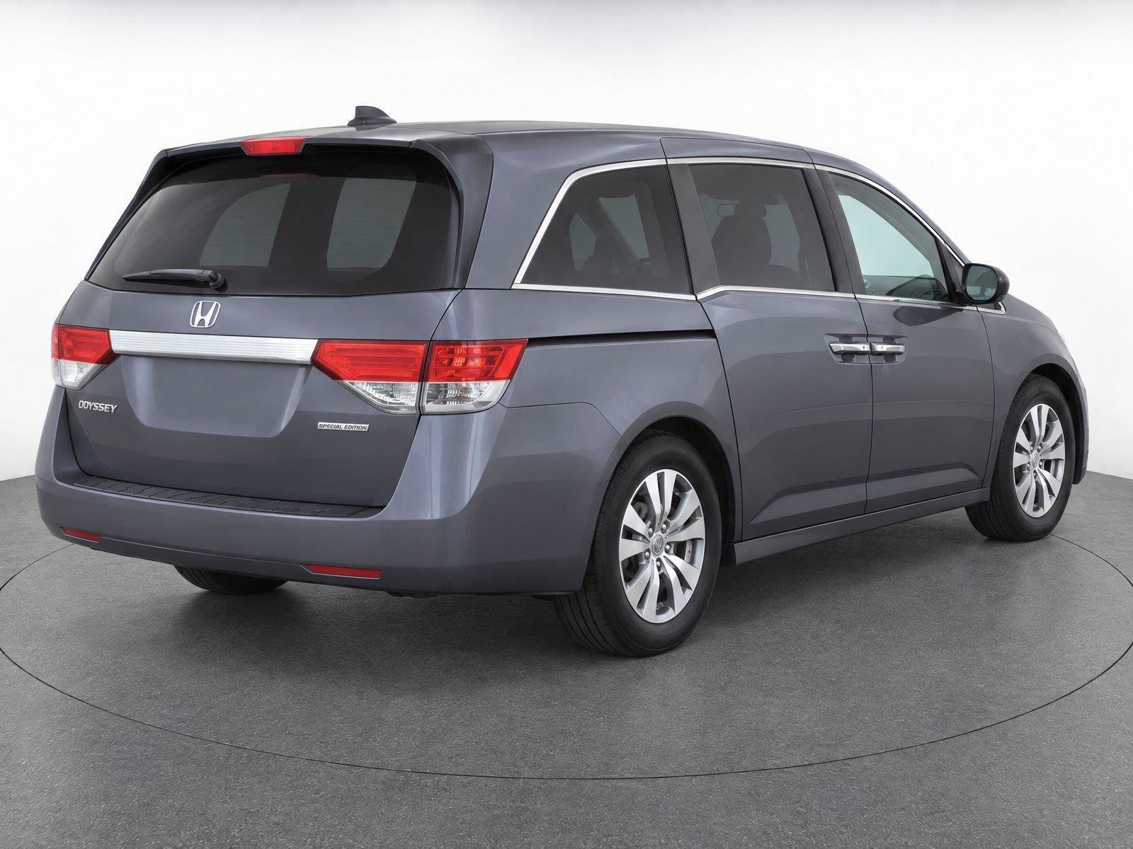 Used 2016 Honda Odyssey SE image 15