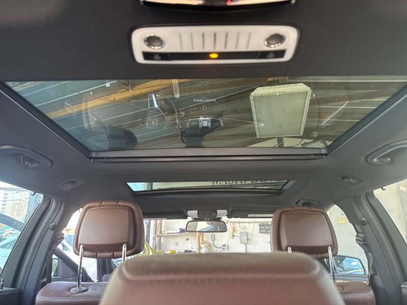 Used 2016 Mercedes-Benz E 350 4MATIC Wagon image 12