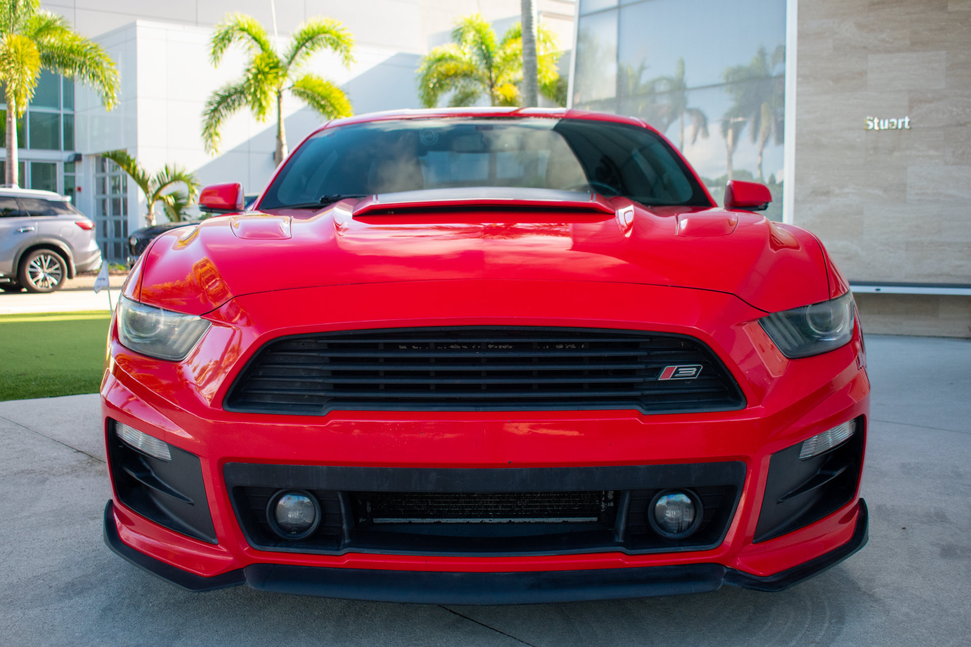 Used 2015 Ford Mustang GT RWD image 5