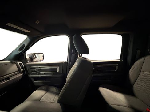 Used 2023 RAM 1500 Warlock AWD/4WD image 37