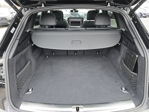 Certified 2024 Audi Q5 e Premium Plus w/ Premium Plus Package image 19