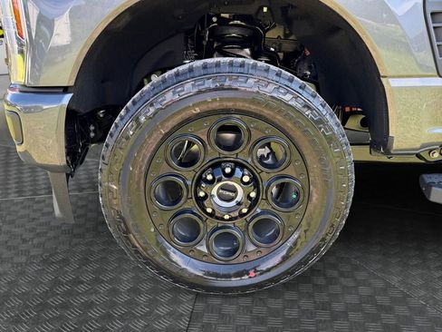 New 2026 Ford F350 Lariat w/ Black Appearance Package image 15
