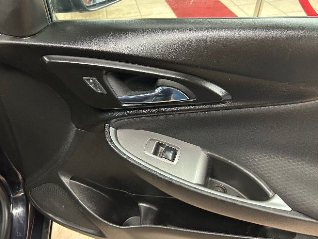 Used 2023 Chevrolet Malibu LT FWD image 15
