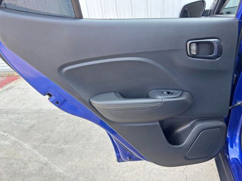 Used 2022 Hyundai Venue Limited w/ Cargo Package image 38