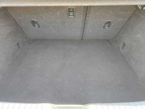 Used 2025 MAZDA MAZDA3 s Sport FWD image 32