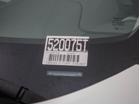 Used 2021 Nissan Rogue SL image 29