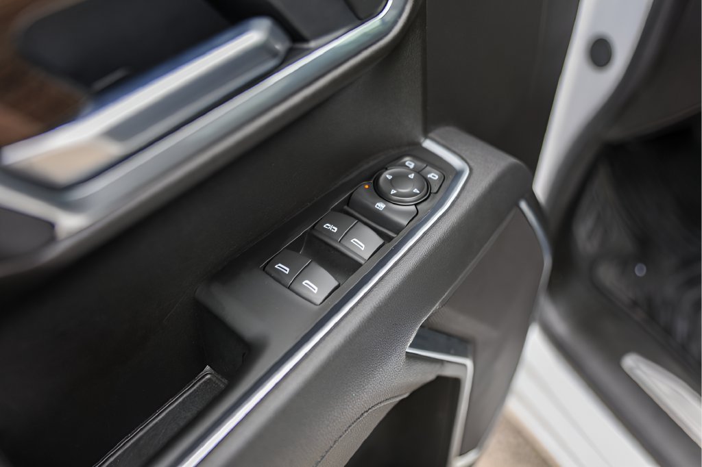Used 2026 Chevrolet Silverado 1500 RST RWD image 21