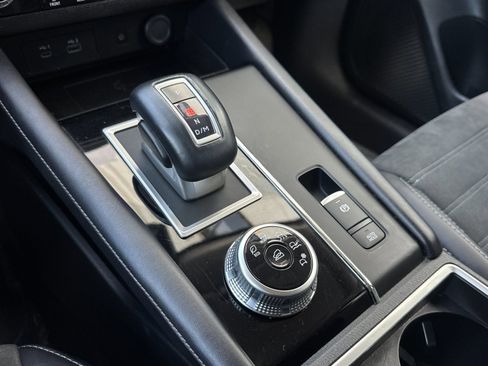 Used 2024 Mitsubishi Outlander SE FWD image 22