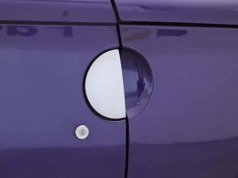 Used 2003 Chevrolet SSR w/ Preferred Equipment Group image 43