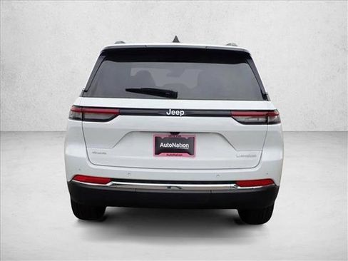 New 2026 Jeep Grand Cherokee Laredo AWD/4WD image 3