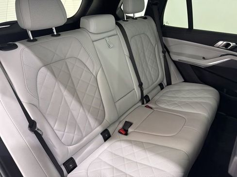 Certified 2023 BMW X5 xDrive40i w/ Premium Package image 22