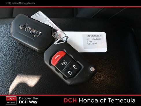 Used 2021 Jeep Gladiator Sport AWD/4WD image 8