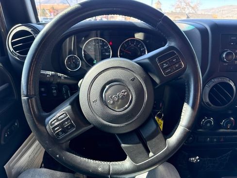 Used 2017 Jeep Wrangler Sport w/ Quick Order Package 24S AWD/4WD image 13