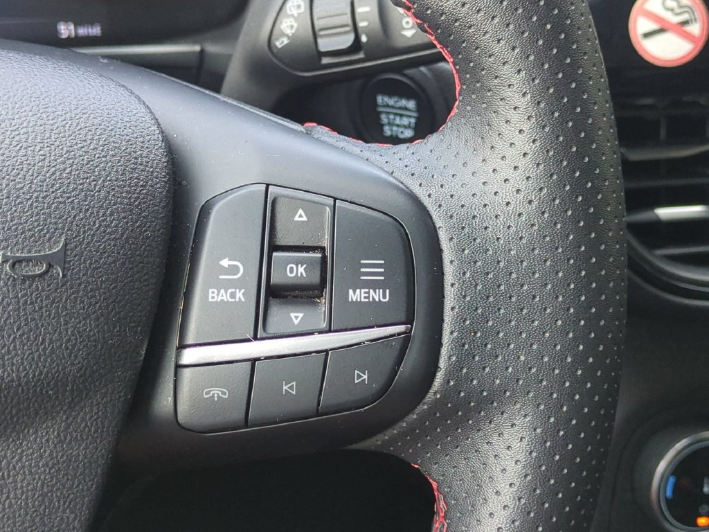 Certified 2025 Ford Escape ST-Line AWD/4WD image 27