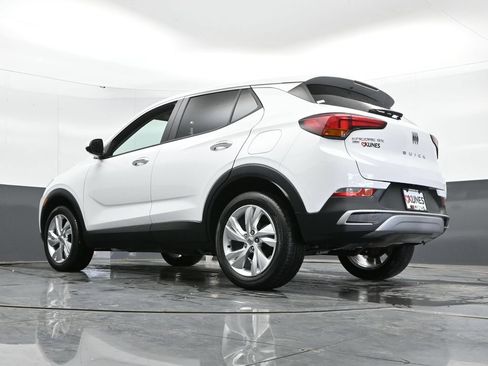 Used 2025 Buick Encore GX Preferred AWD/4WD image 46