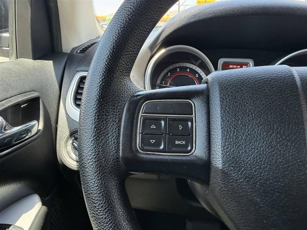 Used 2020 Dodge Journey SE FWD image 28