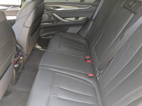 Used 2018 BMW X5 xDrive50i image 18