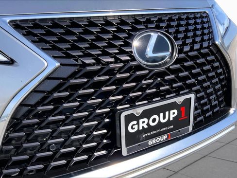Used 2020 Lexus RX 350L FWD w/ Premium Package image 29