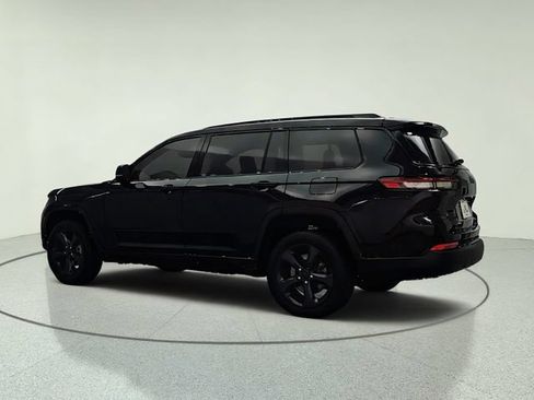 Used 2022 Jeep Grand Cherokee L Laredo AWD/4WD image 4