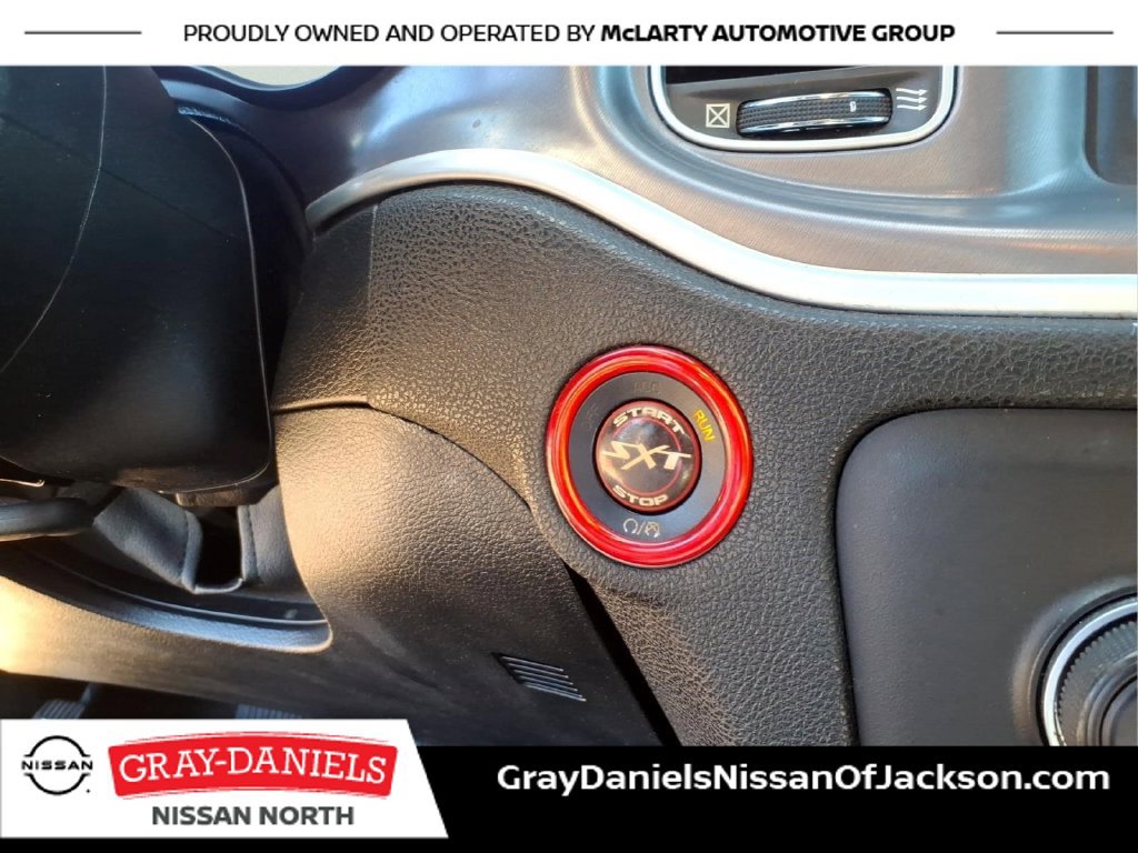 Used 2019 Dodge Charger SXT RWD image 15